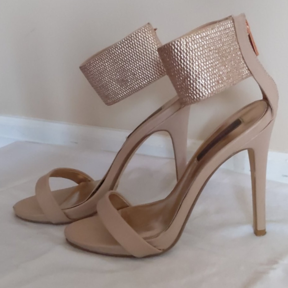 Dollhouse 4" Champagne/Rose Gold Ankle Cuff Heels